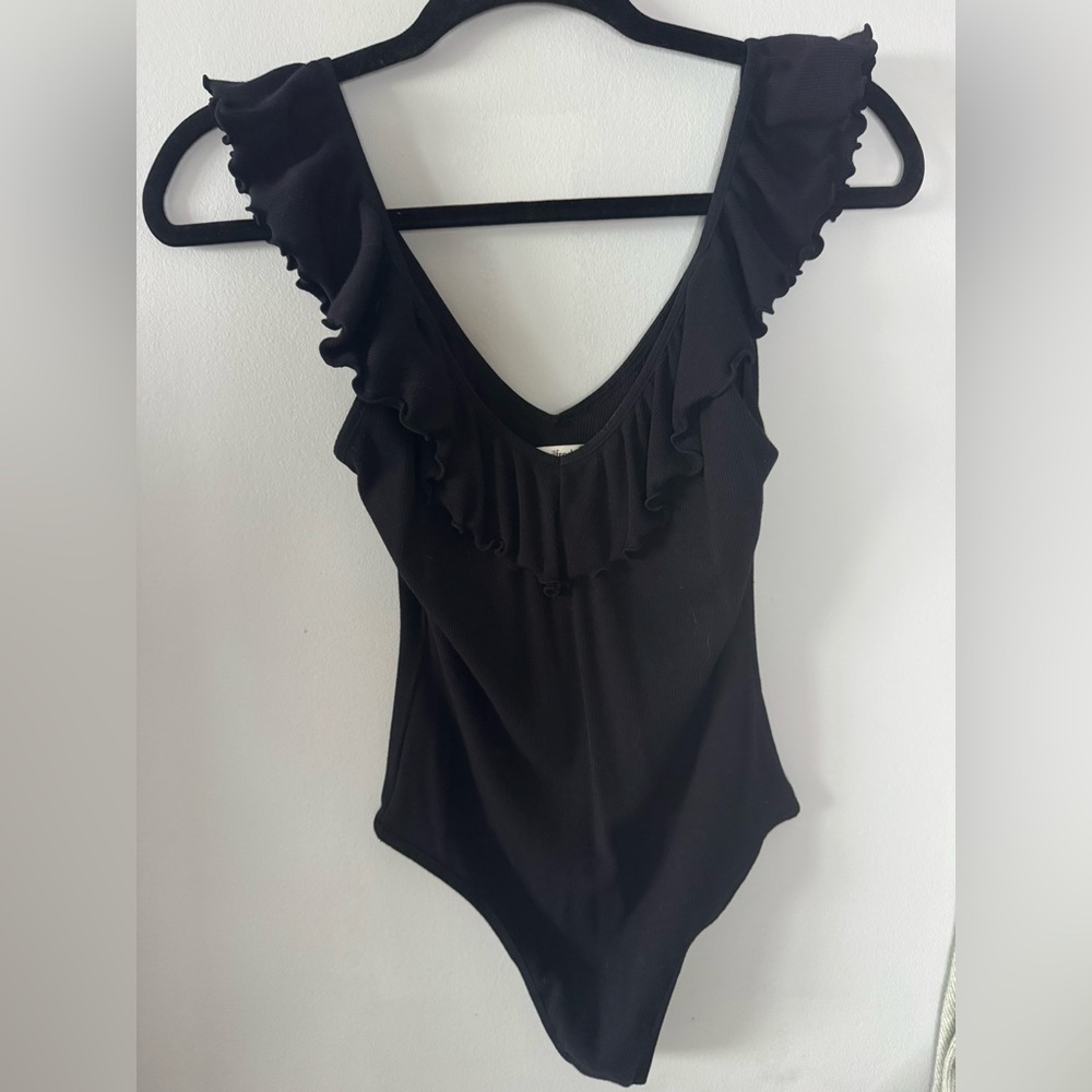 Wilfred Black Ruffled Bodysuit